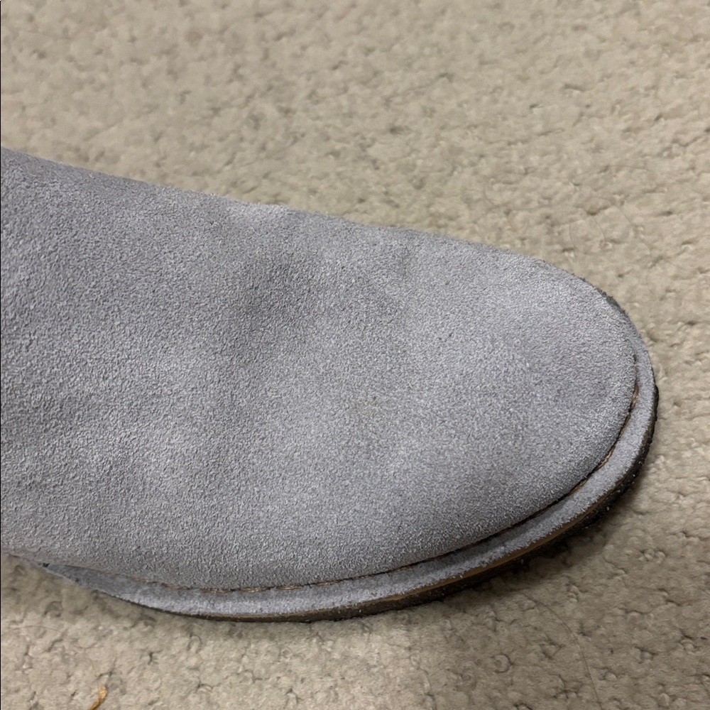 UGG Suede Grey Size 6.5 Loafer - Picture 9 of 13